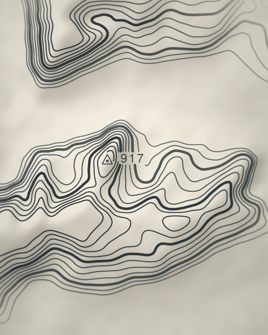 Close-up of the Tryfan contour lines and summit on matte paper