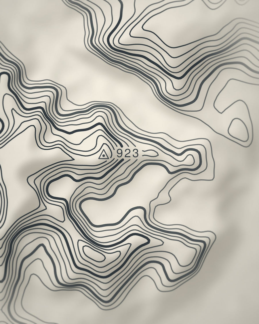 Close-up of the Crib Goch contour lines and summit on matte paper